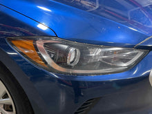 Load image into Gallery viewer, HEADLIGHT LAMP ASSEMBLY - NW625494
