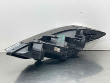 Load image into Gallery viewer, HEADLIGHT LAMP ASSEMBLY - NW625494
