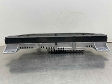 Load image into Gallery viewer, Speedometer Cluster  SILVERADO 1500 PICKUP 2022 - NW625522
