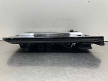 Load image into Gallery viewer, Info-Gps Screen  SILVERADO 1500 PICKUP 2022 - NW625373

