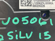 Load image into Gallery viewer, Temperature Controls  SILVERADO 1500 PICKUP 2022 - NW625166
