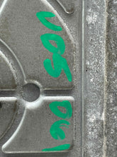 Load image into Gallery viewer, ECU ECM Computer  SILVERADO 1500 PICKUP 2022 - NW625141
