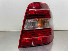 Load image into Gallery viewer, TAIL LIGHT LAMP ASSEMBLY ML320 ML350 ML450 ML550 ML63 09-11 UPPER Right - NW621599
