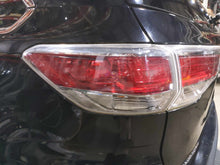 Load image into Gallery viewer, OUTER TAIL LIGHT LAMP Highlander 2014 14 2015 15 2016 16 Left - NW626263
