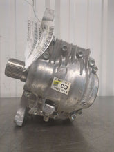 Load image into Gallery viewer, Transfer Case Mazda 3 2021 - NW626891
