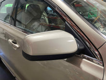 Load image into Gallery viewer, Side View Door Mirror Lincoln MKS 2011 - NW626609
