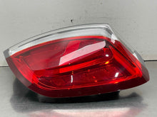 Load image into Gallery viewer, TAIL LIGHT LAMP ASSEMBLY Lincoln MKS 09 10 11 12 Right - NW626800
