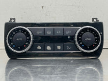 Load image into Gallery viewer, Temperature Controls  MERCEDES CLS-CLASS 2016 - NW628154
