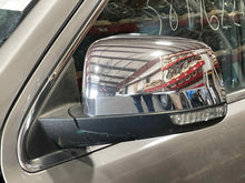 Load image into Gallery viewer, SIDE VIEW DOOR MIRROR Jeep Grand Cherokee 2011-2018 Left - NW628370
