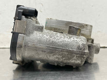 Load image into Gallery viewer, THROTTLE BODY Charger Challenger Avenegr 2011 11 3.6L - NW628667
