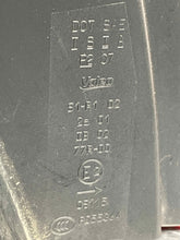 Load image into Gallery viewer, Tail Lamp Light Volkswagen Touareg 2014 - NW629169
