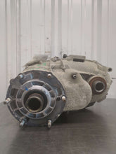Load image into Gallery viewer, Transfer Case  SUBURBAN 1500 2014 - NW628077
