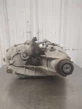 Load image into Gallery viewer, Transfer Case  SUBURBAN 1500 2014 - NW628077
