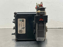Load image into Gallery viewer, ABS Pump  SAVANA 2500 VAN 2012 - NW627850
