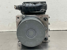 Load image into Gallery viewer, ABS Pump Toyota Sienna 2018 - NW629309
