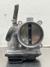 Load image into Gallery viewer, Throttle Body Toyota Sienna 2018 - NW629489
