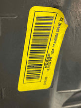 Load image into Gallery viewer, HEADLIGHT LAMP ASSEMBLY 1500 Pickup 2500 Pickup 3500 Pickup 15-20 Right - NW630468
