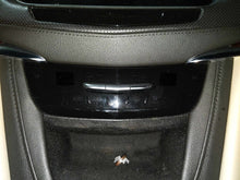 Load image into Gallery viewer, Temperature Controls Cadillac XT5 2017 - NW631981
