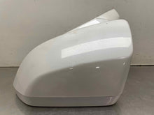 Load image into Gallery viewer, Side View Door Mirror Cadillac XT5 2017 - NW631821
