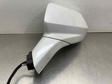 Load image into Gallery viewer, Side View Door Mirror Cadillac XT5 2017 - NW631821
