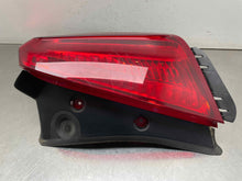 Load image into Gallery viewer, Tail Lamp Light Cadillac XT5 2017 - NW631894
