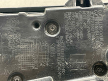 Load image into Gallery viewer, Tail Lamp Light  SIERRA DENALI 2500 2021 - NW632036
