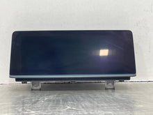 Load image into Gallery viewer, Info-Gps Screen  BMW 330I 2018 - NW633334
