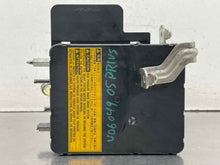 Load image into Gallery viewer, ABS PUMP Toyota Prius 2004 04 2005 05 2006 06 2007 07 - NW633181
