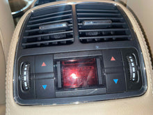 Load image into Gallery viewer, REAR TEMPERATURE CONTROLS CLS500 CLS55 CLS550 CLS63 E280 E300 03-11 - NW632276
