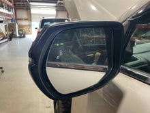 Load image into Gallery viewer, Side View Door Mirror Honda CR-V 2019 - NW632844
