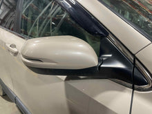 Load image into Gallery viewer, Side View Door Mirror Honda CR-V 2019 - NW632845
