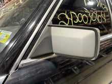 Load image into Gallery viewer, SIDE VIEW MIRROR MERCEDES 300D 560 1981 - 1991 Left - NW633416
