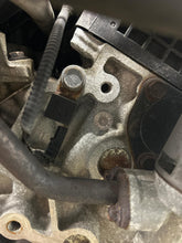 Load image into Gallery viewer, Engine Motor  CHALLENGER 2010 - NW634084

