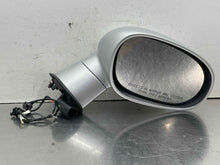 Load image into Gallery viewer, SIDE VIEW DOOR MIRROR Challenger 2008 08 2009 09 2010 10 Right - NW633961
