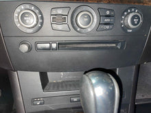 Load image into Gallery viewer, Readio BMW 645i 550i 525i 545i 530i 2004 04 2005 05 2006 06 07 AM FM CD - NW633548
