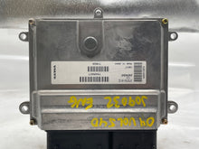 Load image into Gallery viewer, ECU ECM COMPUTER Volvo S40 50 V70 04 05 06 07 - NW62983
