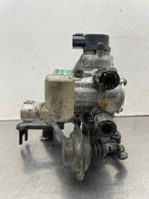 Load image into Gallery viewer, THROTTLE BODY TOYOTA CAMRY SOLARA 97 98 99 - NW634535
