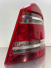 Load image into Gallery viewer, TAIL LIGHT LAMP ASSEMBLY Gl320 Gl450 Gl550 07 08 09 UPPER Right - NW635588
