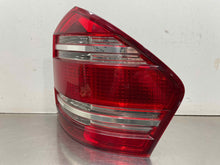 Load image into Gallery viewer, TAIL LIGHT LAMP ASSEMBLY Gl320 Gl450 Gl550 07 08 09 UPPER Right - NW635588
