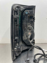 Load image into Gallery viewer, [INVENTORYCAR_YEAR_MAKE_MODEL] TAIL LIGHT LAMP ASSEMBLY Right - NW635487
