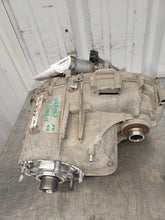 Load image into Gallery viewer, Transfer Case  SIERRA DENALI 1500 2017 - NW635305
