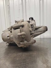 Load image into Gallery viewer, Transfer Case  SIERRA DENALI 1500 2017 - NW635305
