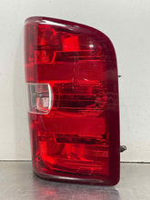 Load image into Gallery viewer, TAIL LIGHT LAMP Silverado 1500 Pickup Silverado 2500 07-14 Right - NW635967
