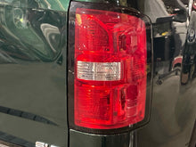 Load image into Gallery viewer, TAIL LIGHT LAMP ASSEMBLY Sierra 1500 Pickup Sierra 2500 14-15 Right - NW636042
