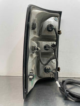 Load image into Gallery viewer, TAIL LIGHT LAMP ASSEMBLY Sierra 1500 Pickup Sierra 2500 14-15 Right - NW636042
