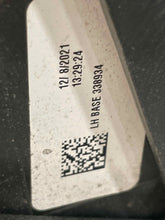 Load image into Gallery viewer, Headlight Lamp Assembly  SILVERADO 1500 PICKUP 2022 - NW635942
