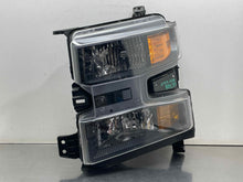 Load image into Gallery viewer, Headlight Lamp Assembly  SILVERADO 1500 PICKUP 2022 - NW635942
