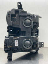 Load image into Gallery viewer, Headlight Lamp Assembly  SILVERADO 1500 PICKUP 2022 - NW635942
