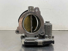 Load image into Gallery viewer, Throttle Body  SILVERADO 1500 PICKUP 2022 - NW636039
