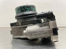 Load image into Gallery viewer, Throttle Body  SILVERADO 1500 PICKUP 2022 - NW636039
